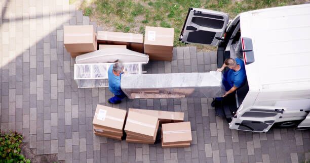 House Move Van. Furniture Removal House Move Van. Furniture Removal And Delivery relocation stock pictures, royalty-free photos & images