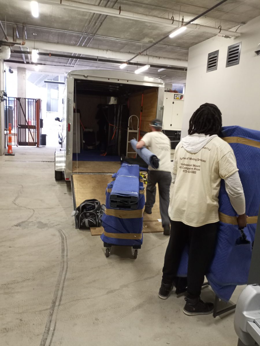 Moving Company Guys crew on a job in Dominique Drive, 75214 — Dallas, TX